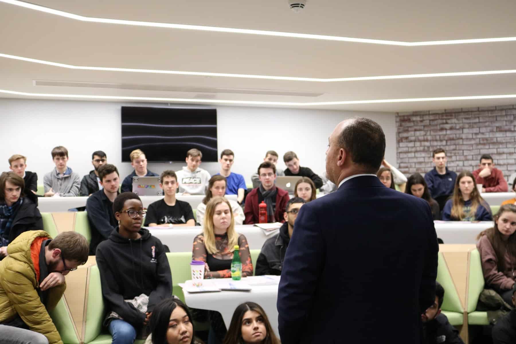 H.E. Dr. Husam Zomlot Gives A Lecture In The University Of Warwick 01